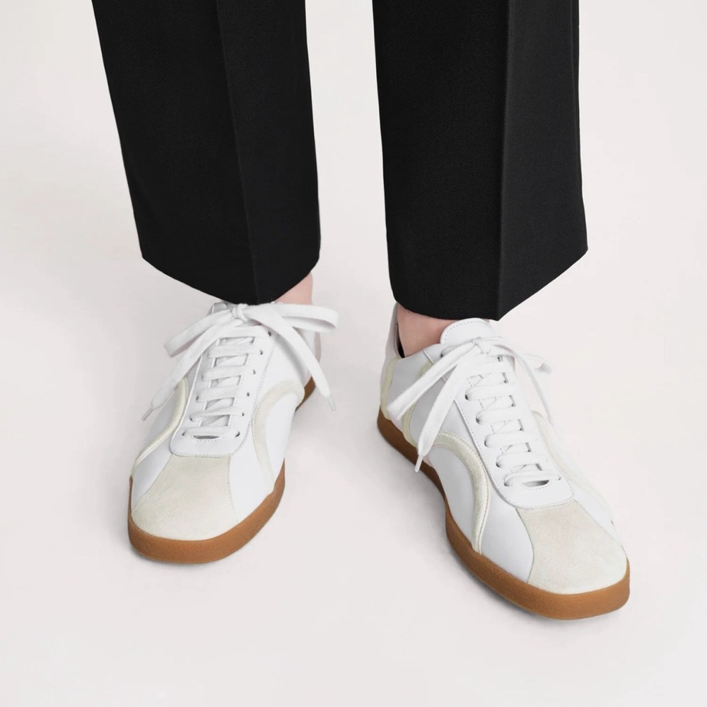 The Leather Sneaker off-white